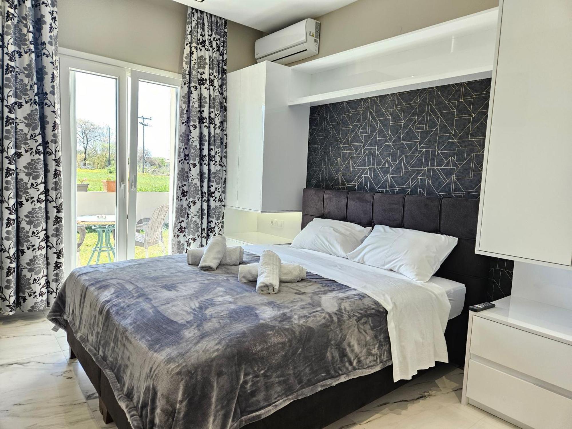 Evelina Luxury Suites In Corfu Ypsos Eksteriør billede