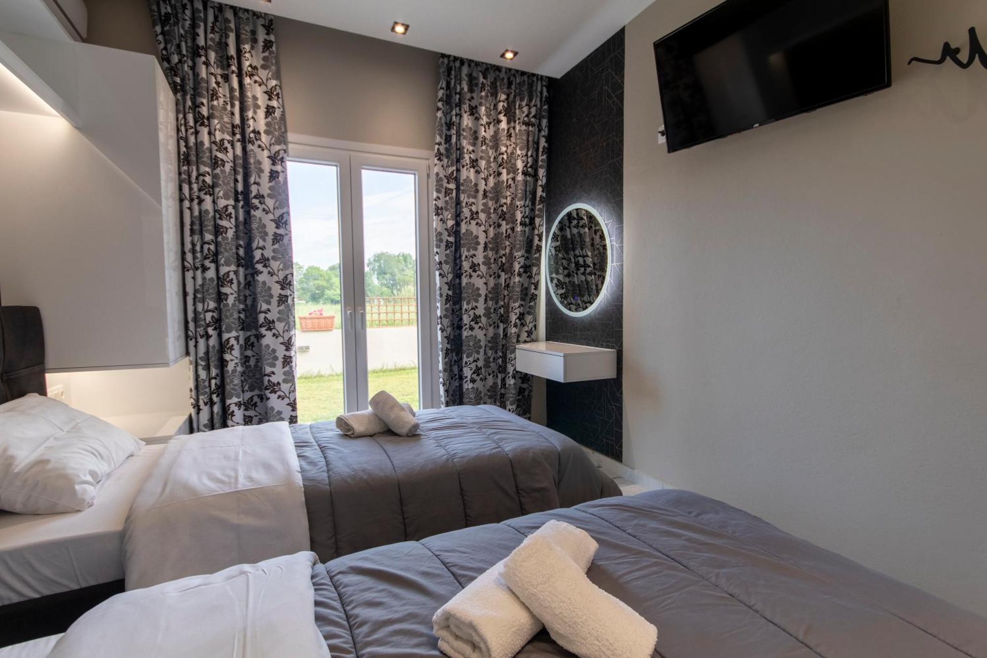 Evelina Luxury Suites In Corfu Ypsos Eksteriør billede